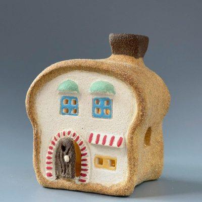 🍞 大吐司燈屋｜香氛兩用陶屋（附燈💡）